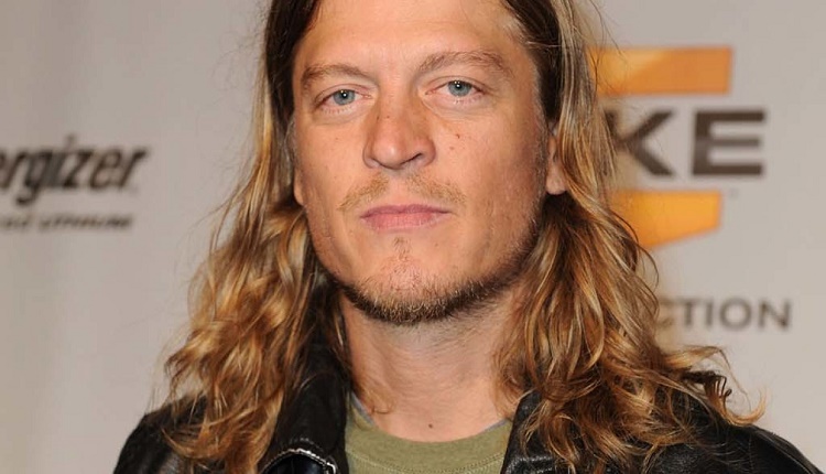 LOS ANGELES, CA - DECEMBER 12:  Musician Wes Scantlin of Puddle of Mudd arrives at Spike TV's 7th Annual Video Game Awards at the Nokia Event Deck at LA Live on December 12, 2009 in Los Angeles, California.  (Photo by Frazer Harrison/Getty Images) *** Local Caption *** Wes Scantlin