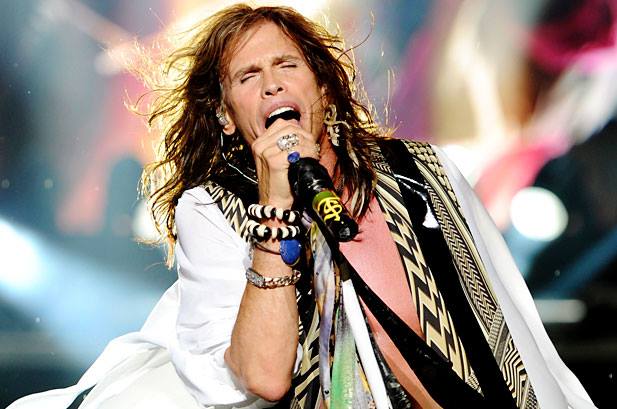 Steven Tyler reunites with his brood and more star snaps of the day