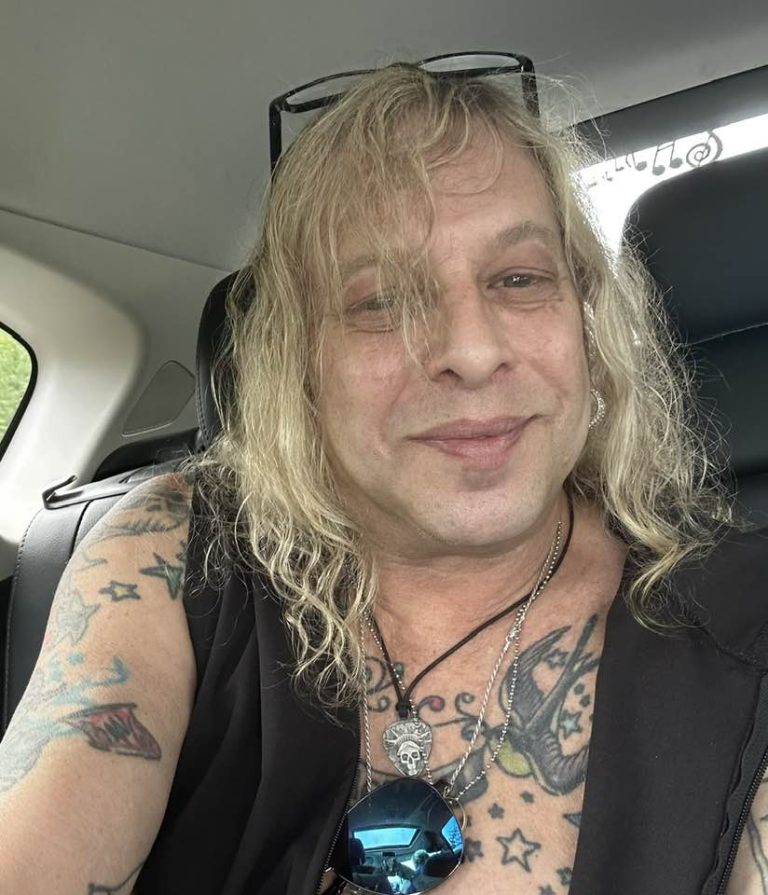 NOT HAPPY ….. Ted Poley of Danger Danger has Blasted the Airlines in an ...