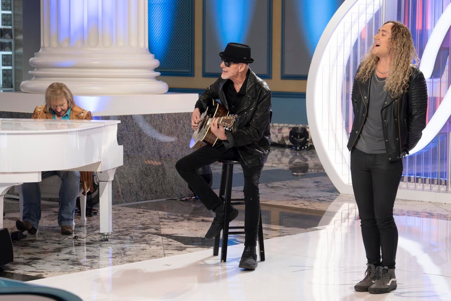 GOLDEN TICKET ….. Brett Carlisle of Great White auditions on American